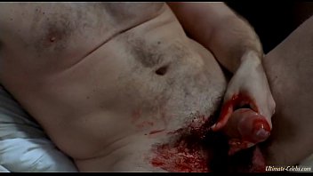 Barbatul se umple de sange la pula dupa ce fute o fata virgina