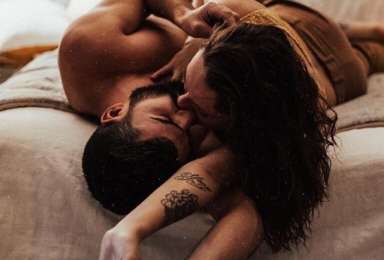 Videoclipurile porno online cu sex pot fi inofensive și incitante